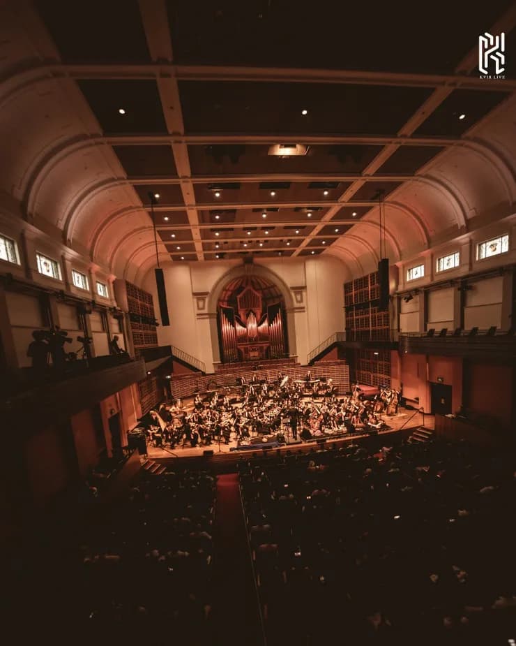 Orchestra performance